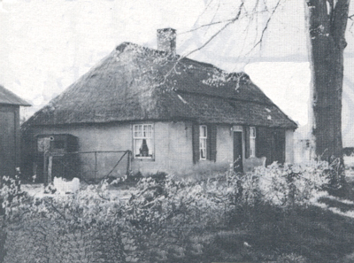 Huisje van Piet Koppens en Sus de Bruijn in de Waterstraat (tussen 16 en 18) in Diessen